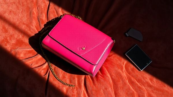Top 5 modèles de sacs à main Divina pour un style éclatant